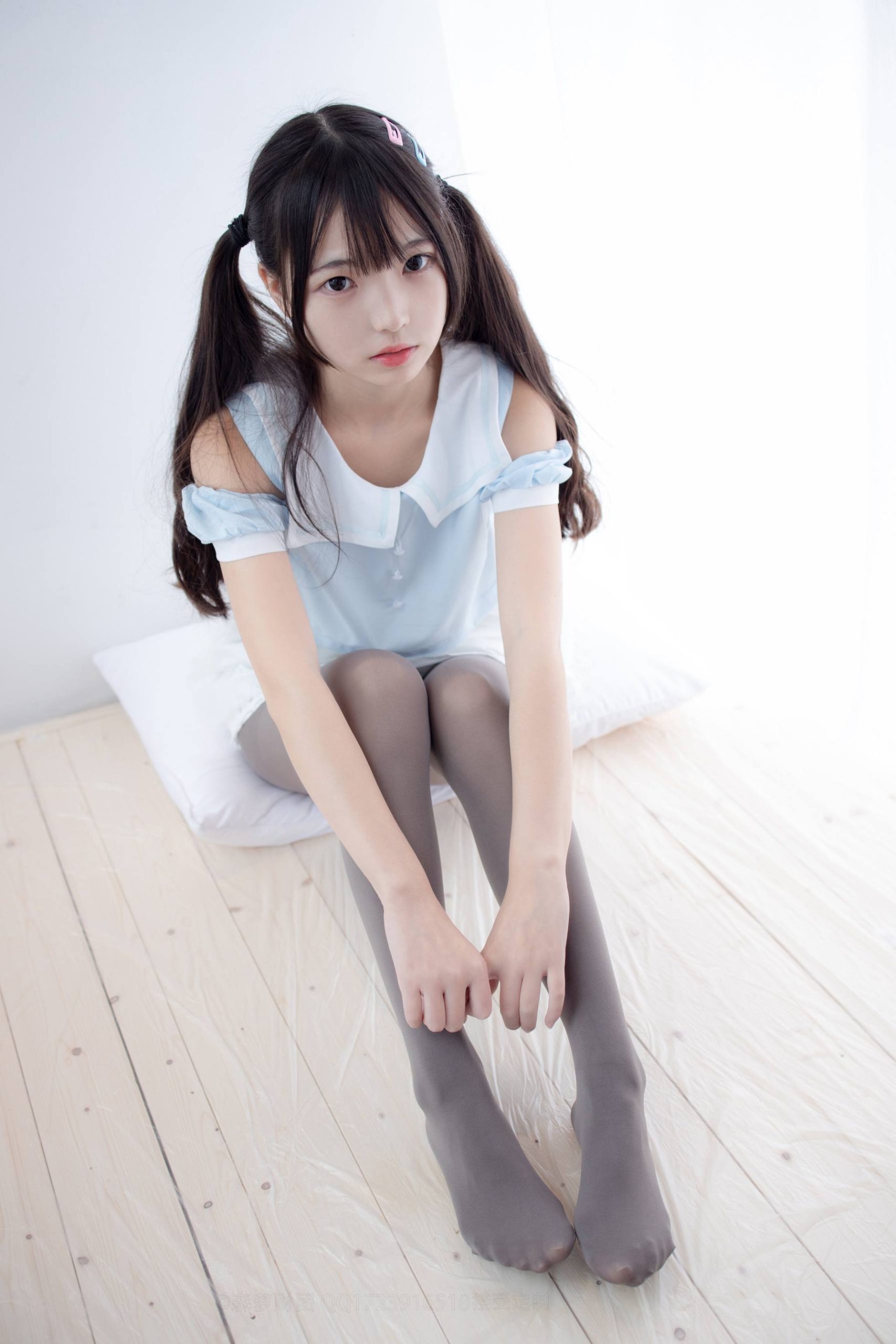 图片[3]-超级甜美的灰丝小姑娘【86P】20005-漫镜吧