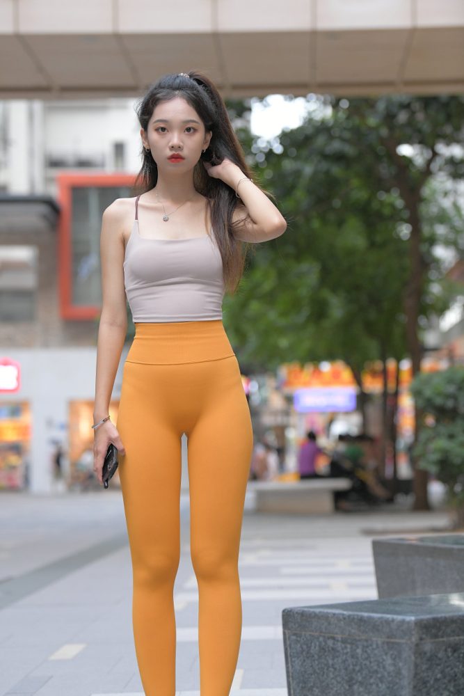 超级可爱的橘黄瑜伽裤女孩J3030 801P1V-28.0GB-漫镜吧