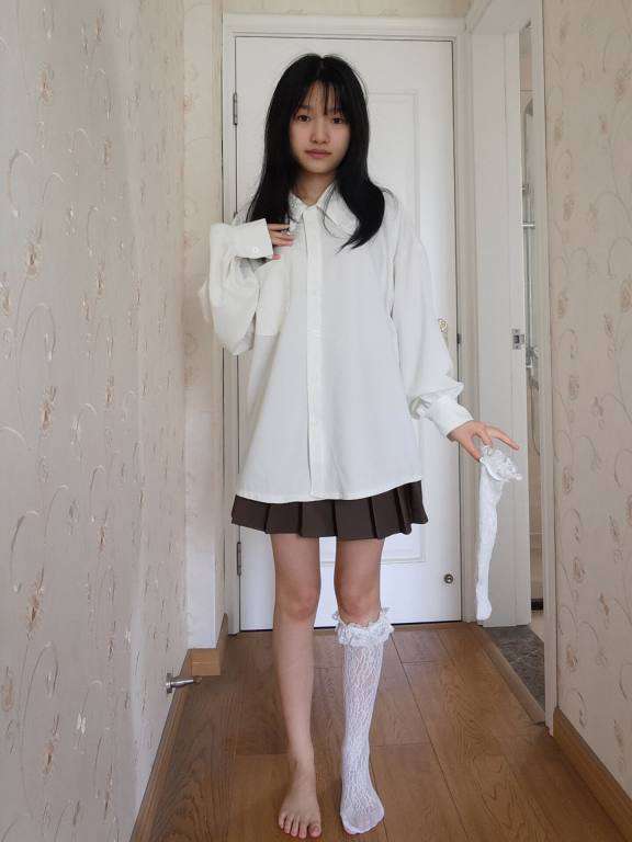 百褶裙可爱又大方的小姑娘【122P】20002-漫镜吧