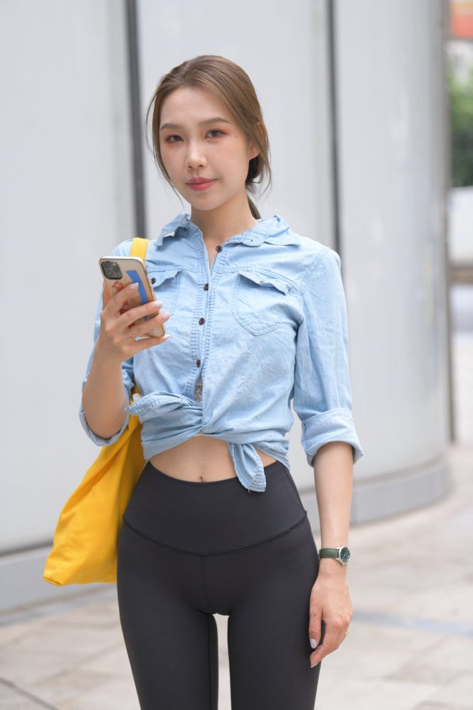 非常漂亮的瑜伽裤女孩J1990 733P1V-27.9GB-漫镜吧