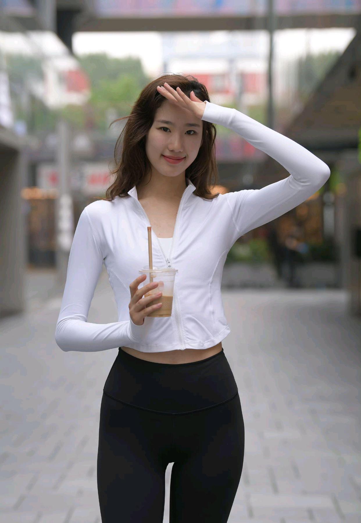 图片[4]-像刘亦菲的黑色瑜伽裤女孩J2237 340P1V-14.8GB-漫镜吧