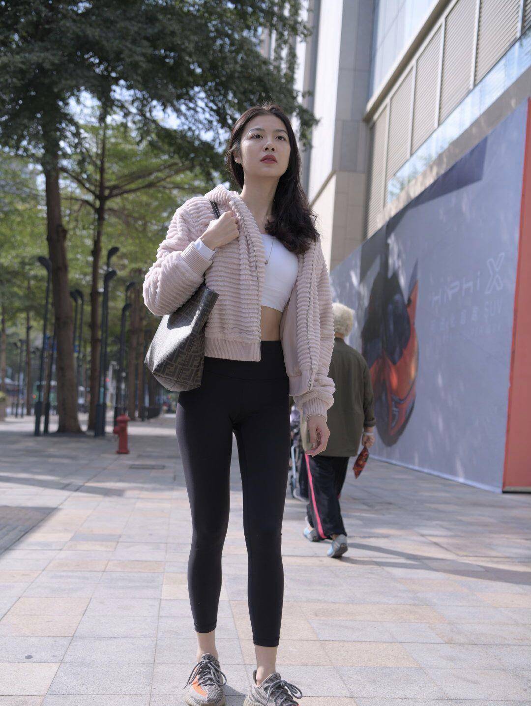 图片[2]-逛街的紧身瑜伽裤女孩 J1455 411P2V-26.6GB-漫镜吧
