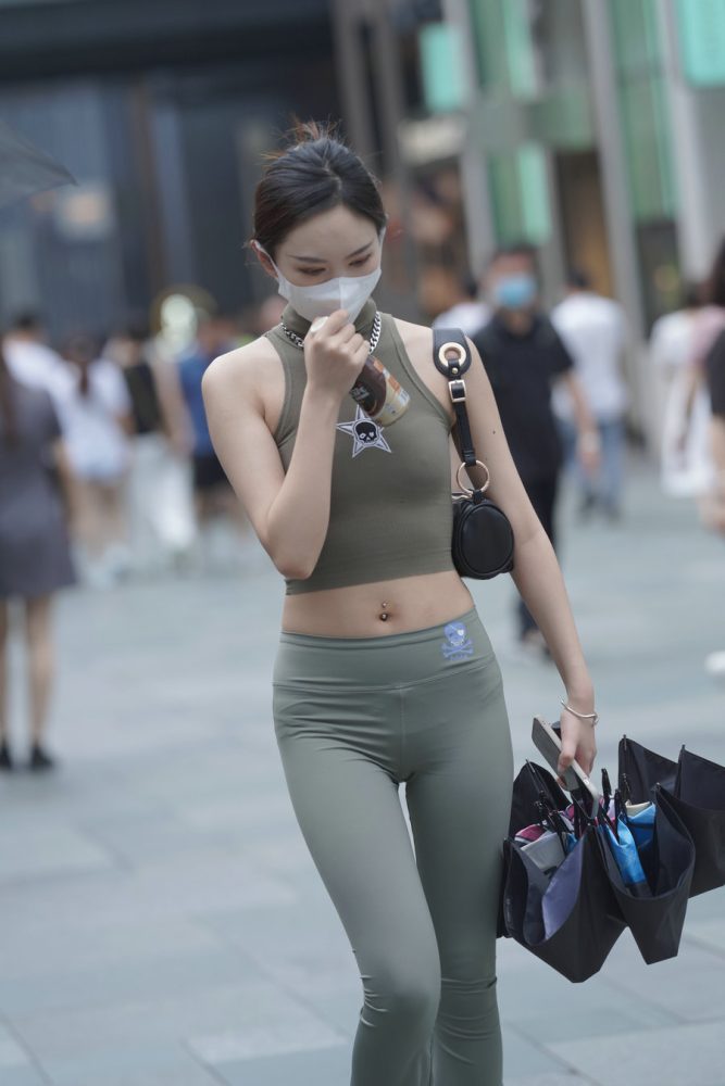 戴口罩的瑜伽裤小女人J3557 133P-1.43GB-漫镜吧