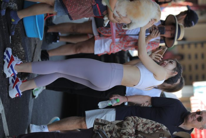 逛街的马尾辫瑜伽老师【556P】00016-漫镜吧