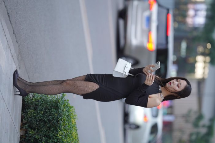 非常妩媚的网格丝袜女孩【186P】00037-漫镜吧