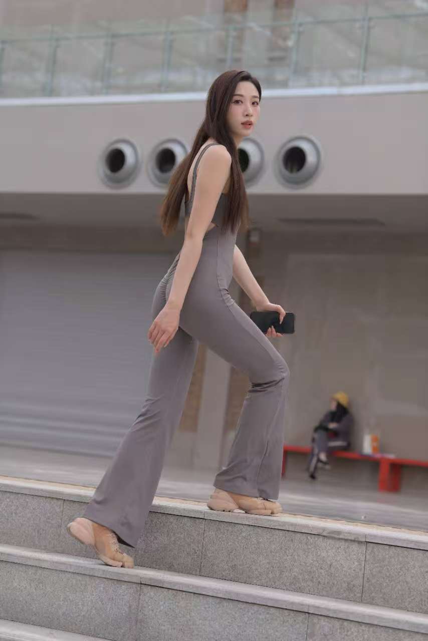 图片[2]-灰色连体衣穿搭（761P）87010-漫镜吧