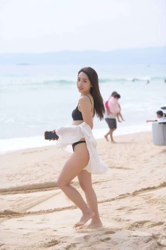 海边黑色比基尼泳装（717P）87011-漫镜吧