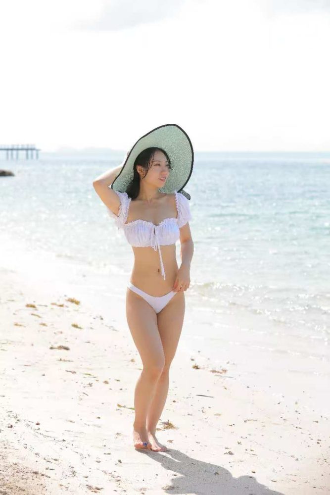 白色比基尼泳装美女（395P）84006-漫镜吧