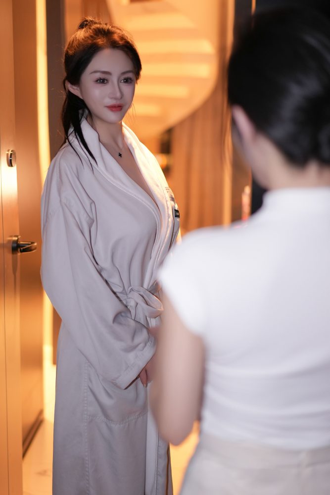 林幼一&谭小灵 精油SPA[123P1.03GB]-漫镜吧