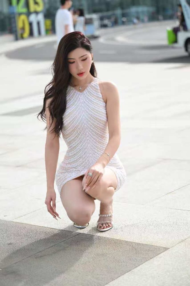 白色雅致包臀裙［138P2.49G］85059-漫镜吧