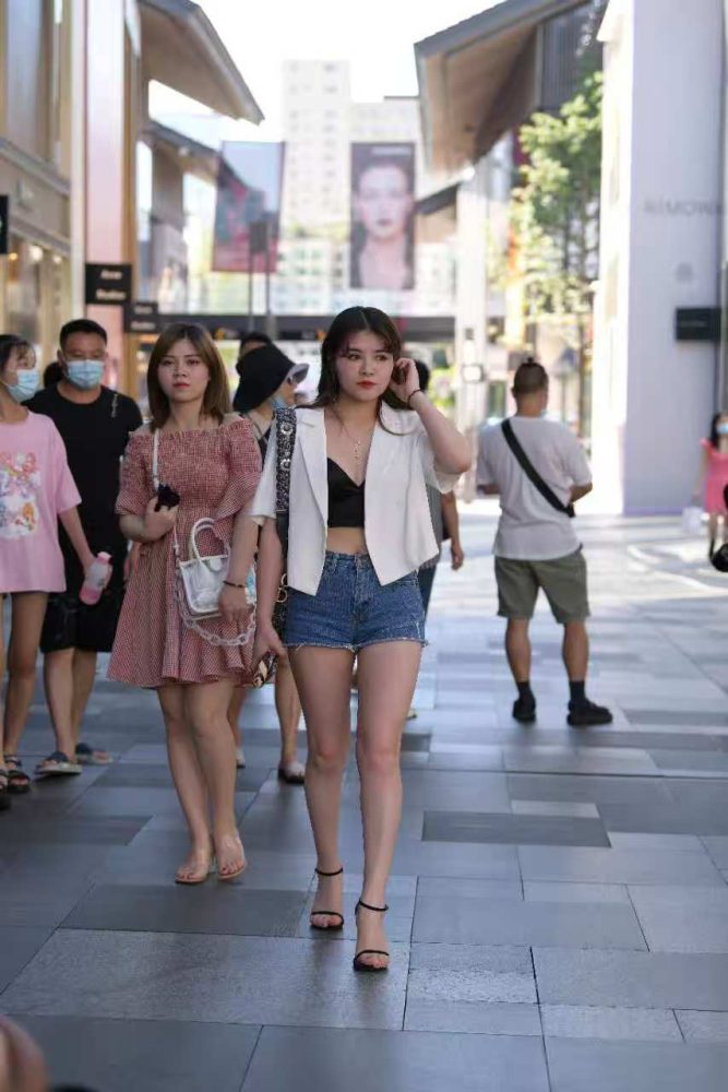 mmexport1764355506312