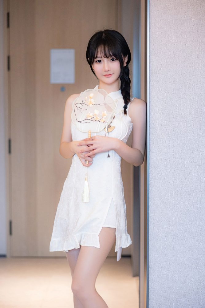 谢小蒽 白色旗袍写真[88P820MB]-漫镜吧