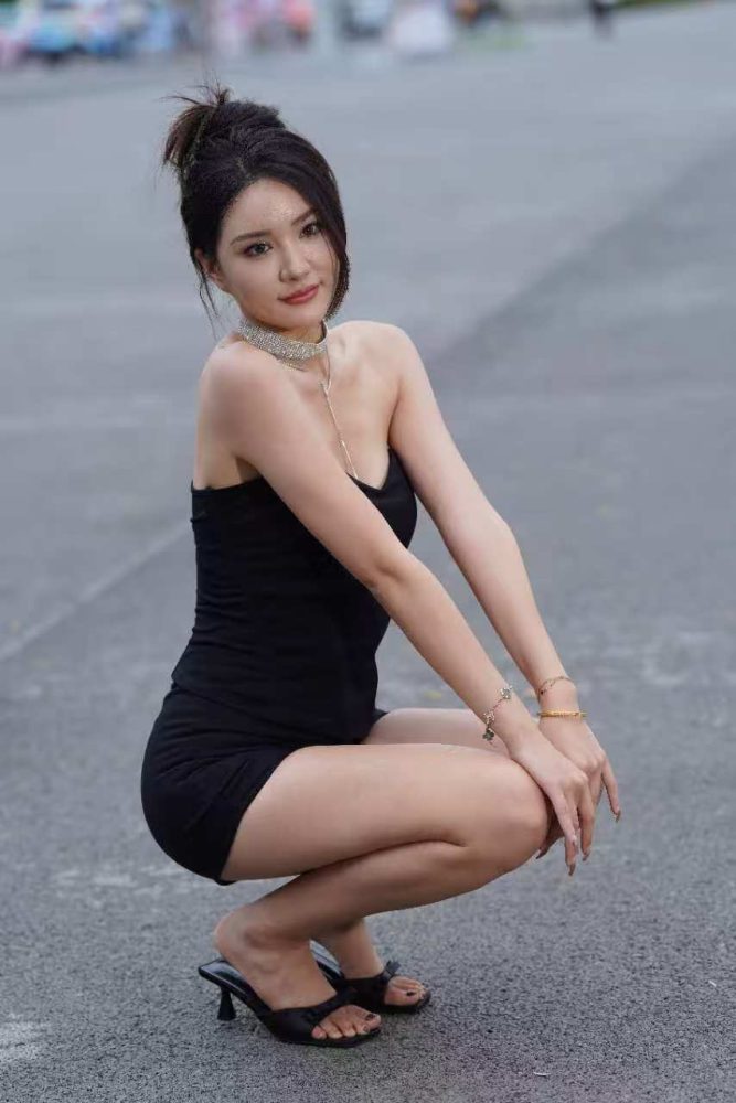 12061