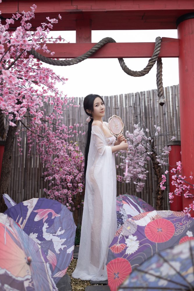 鱼子酱Fish 花想容写真[120P1.44GB]-漫镜吧