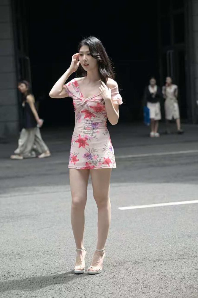 美艳动人［231P5.24G］85207-漫镜吧