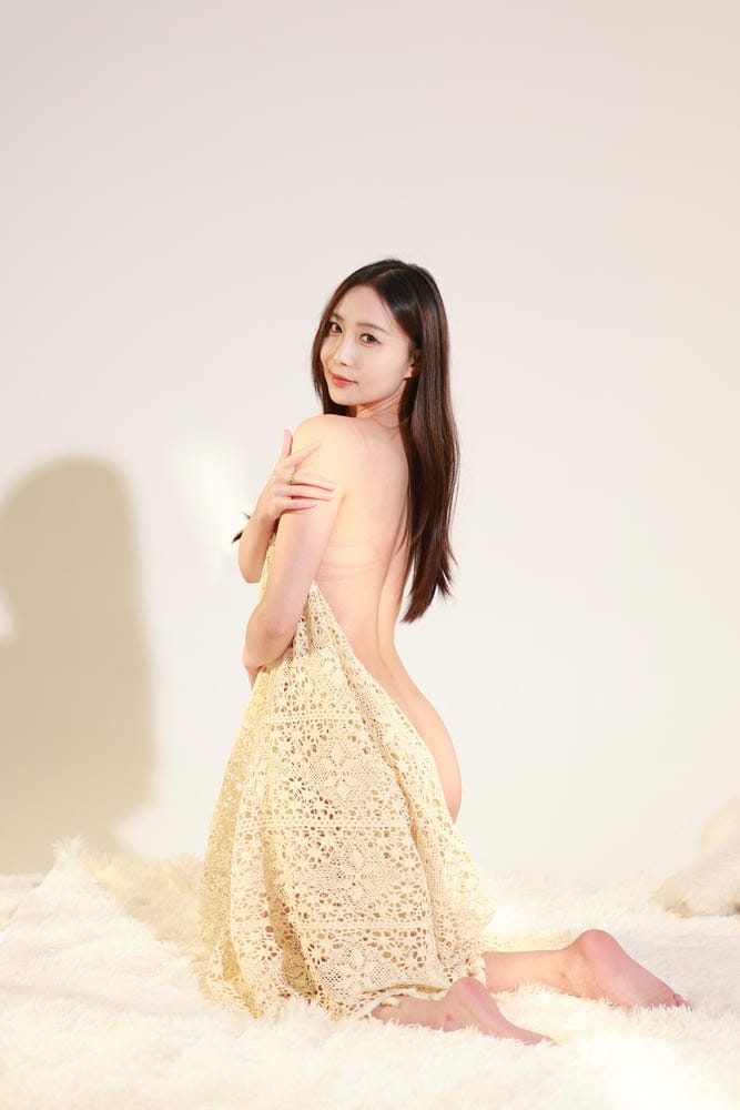 气质御姐莉莉私房写真集[309P1.72GB]-漫镜吧