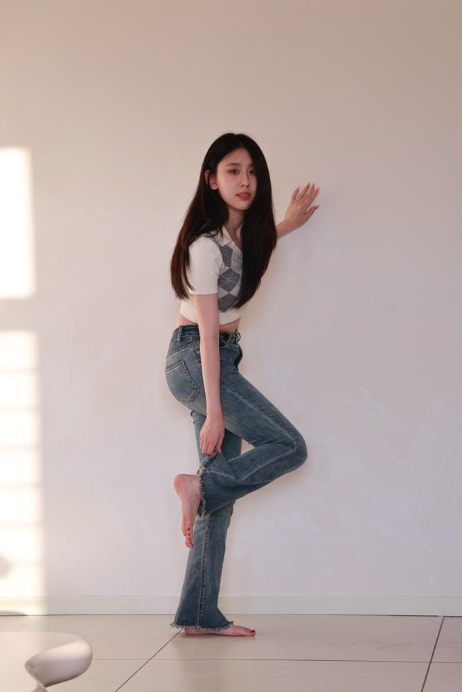 图片[2]-绮梦摄影 No.024 yaya 珍藏无修无水印版[609P+2V10.2GB]-漫镜吧