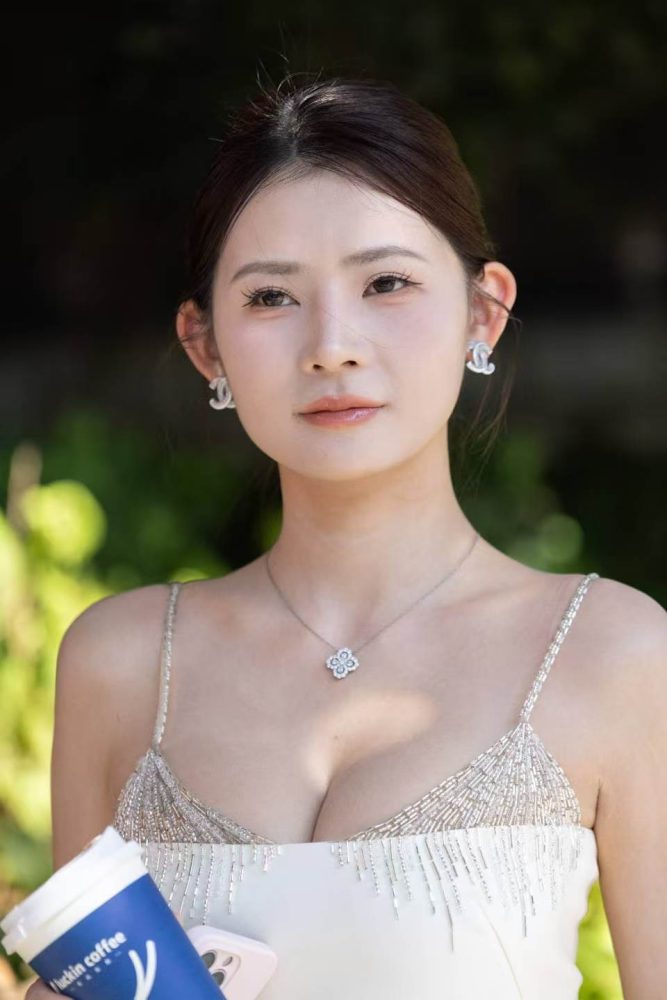 身材好到爆炸［168P1.16GB］-漫镜吧