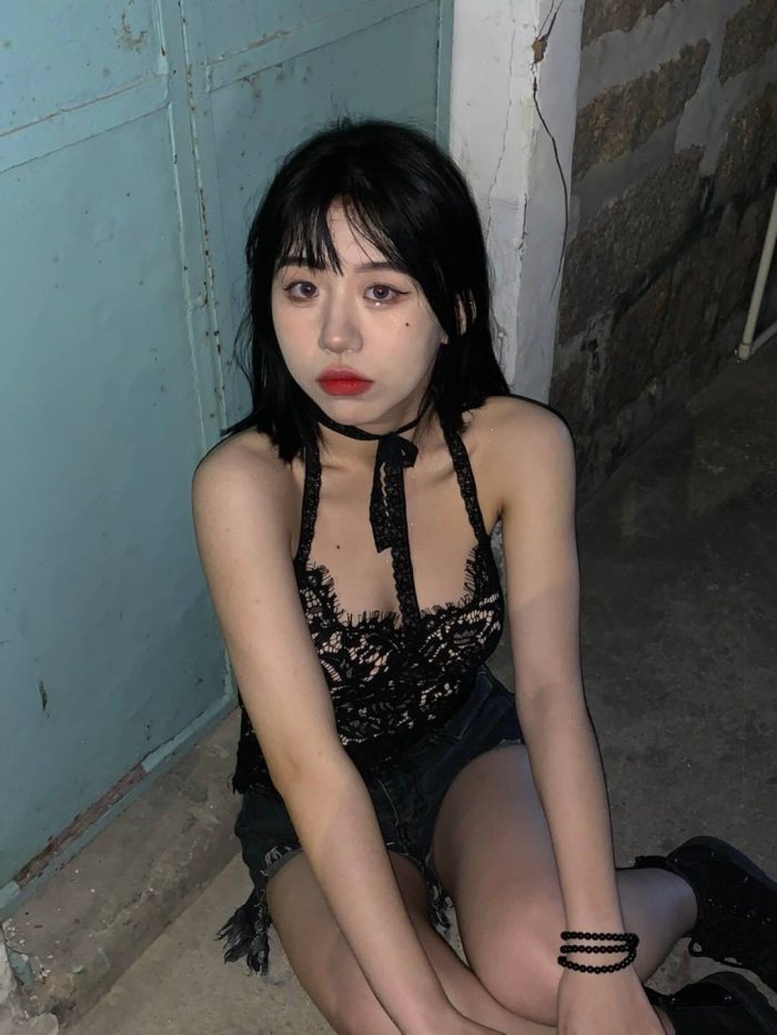 微博网红伊伊子吖视图合集[327P+51V2.04GB]-漫镜吧