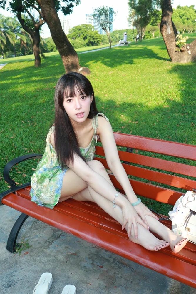 个人约拍 No.020 超高颜值短裙学生妹小姐姐[333P+12V4.83GB]-漫镜吧