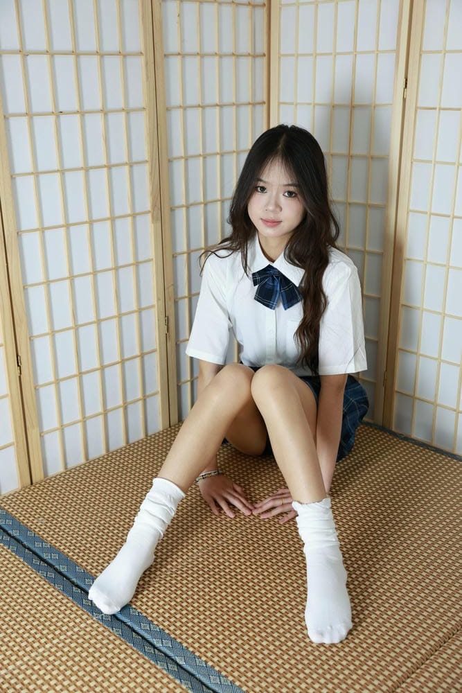 图片[4]-三禾摄影 No.174 小雨 JK套装 白袜黑丝[242P+1V4.81GB]-漫镜吧