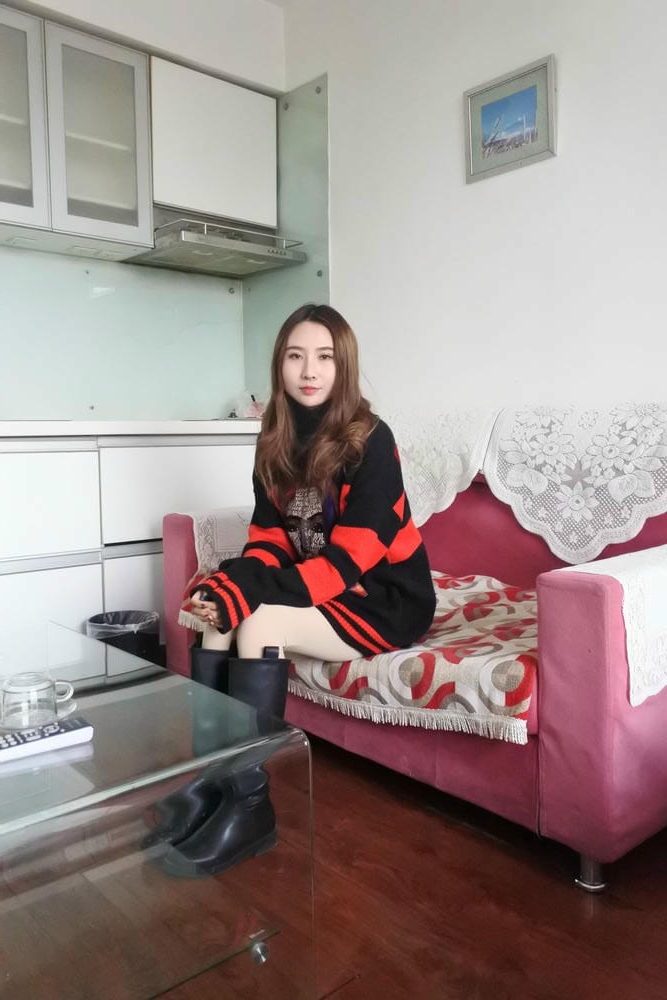 素人美模萍萍私房写真集[499P+1V2.48GB]-漫镜吧
