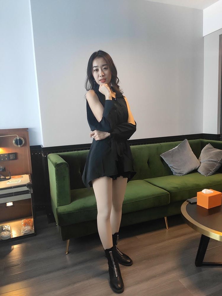 素人美模姜旭私房写真集[1171P+1V9.33GB]-漫镜吧