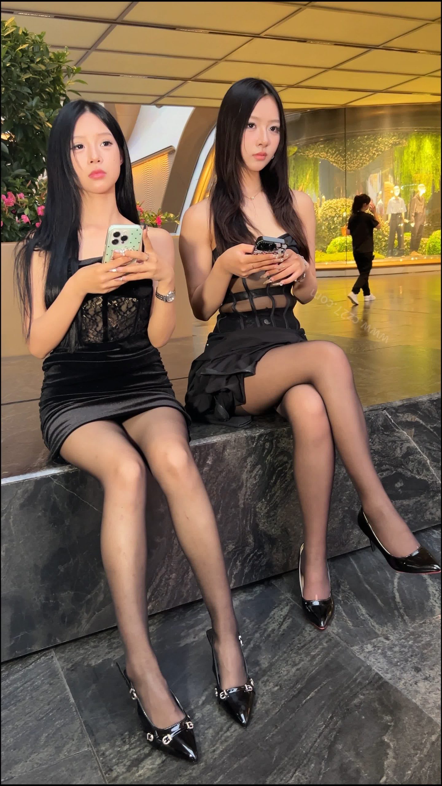 图片[2]-橙子摄影 双生黑丝调-漫镜吧