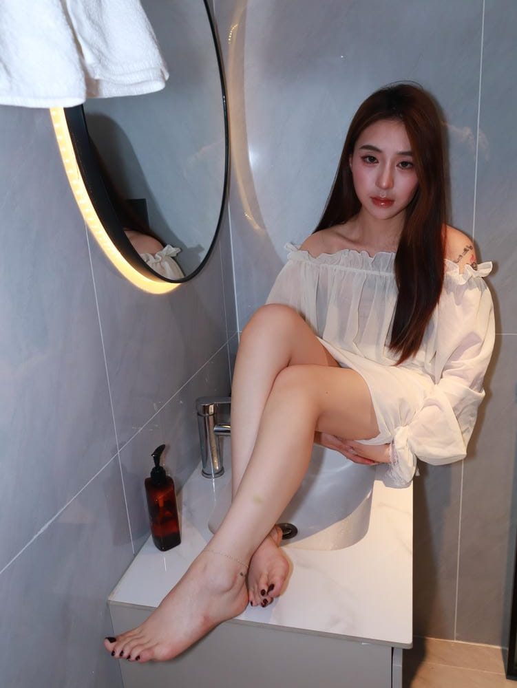 图片[2]-个人约拍 No.037 室内短丝[247P+49V4.88GB]-漫镜吧