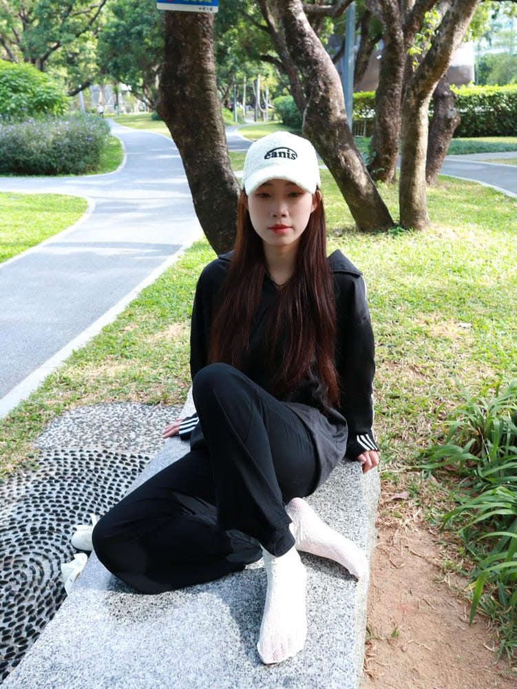 图片[2]-个人约拍 No.032 黑衣草地[434P+125V7.07GB]-漫镜吧