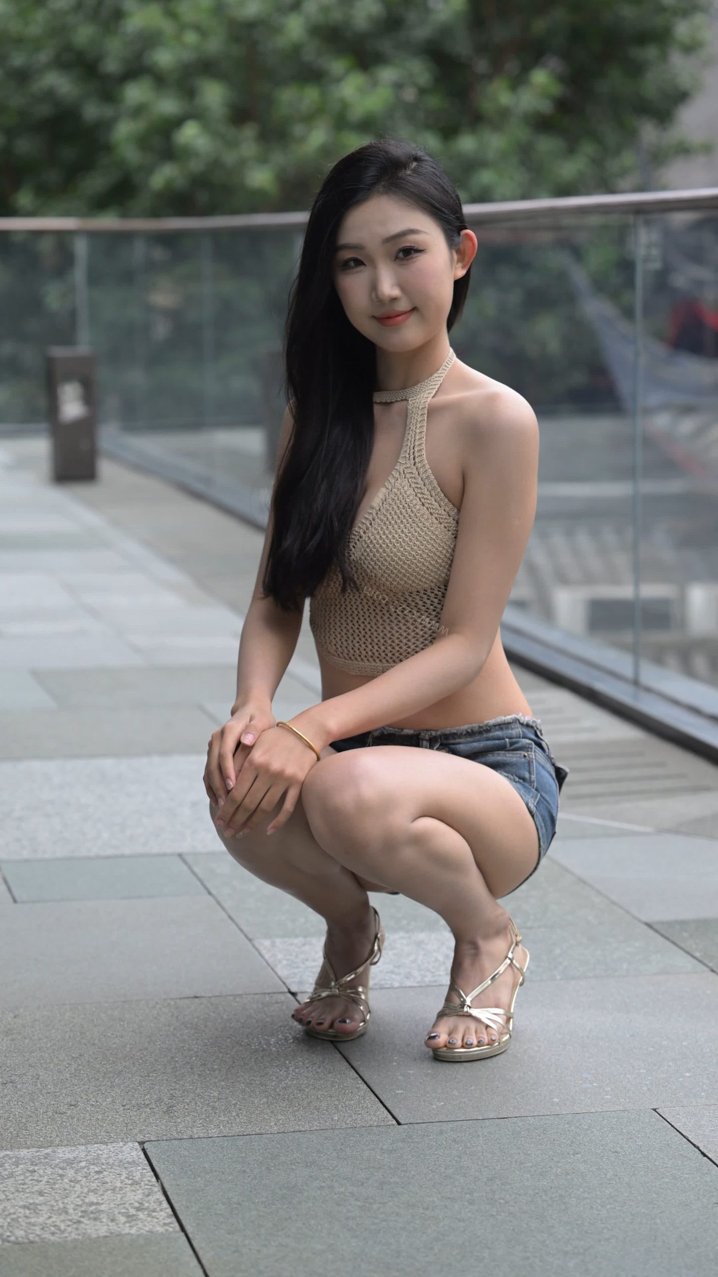 图片[3]-橙子摄影 牛仔小热裤-漫镜吧