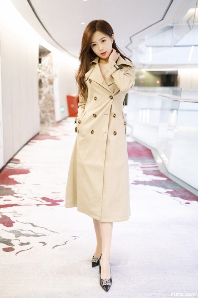 诱人小娇妻杨紫嫣酒店私拍 承包你对人妻所有幻想-漫镜吧