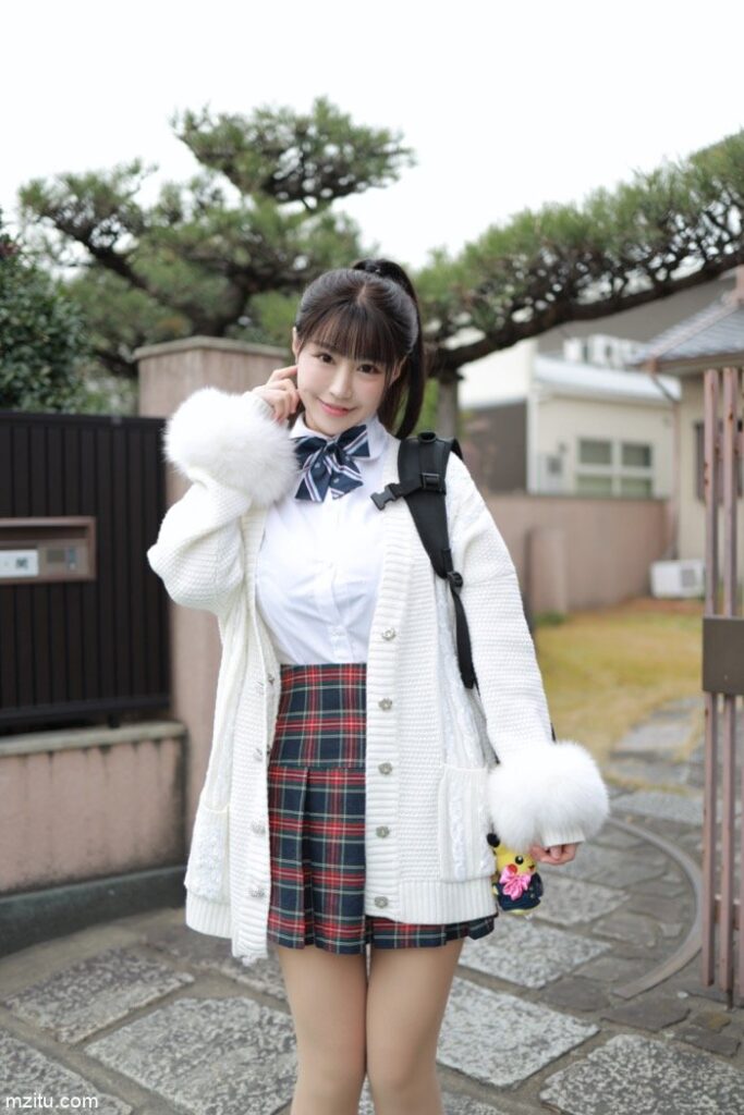 甜美小姐姐朱可儿：下课后来一场尾随的约会-漫镜吧