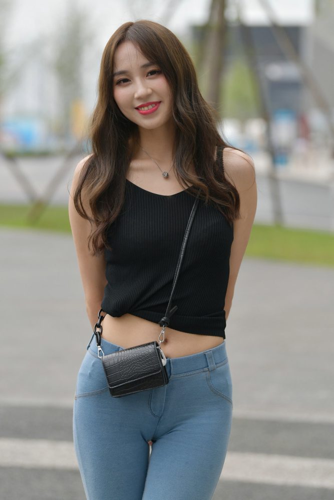 紧身牛仔裤女孩J3808 276P-3.31GB-漫镜吧