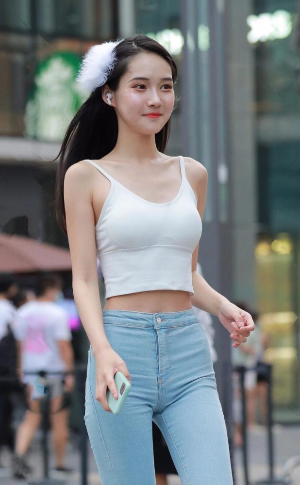 非常漂亮的牛仔裤女孩 J2144 98P1V-1.92GB-漫镜吧