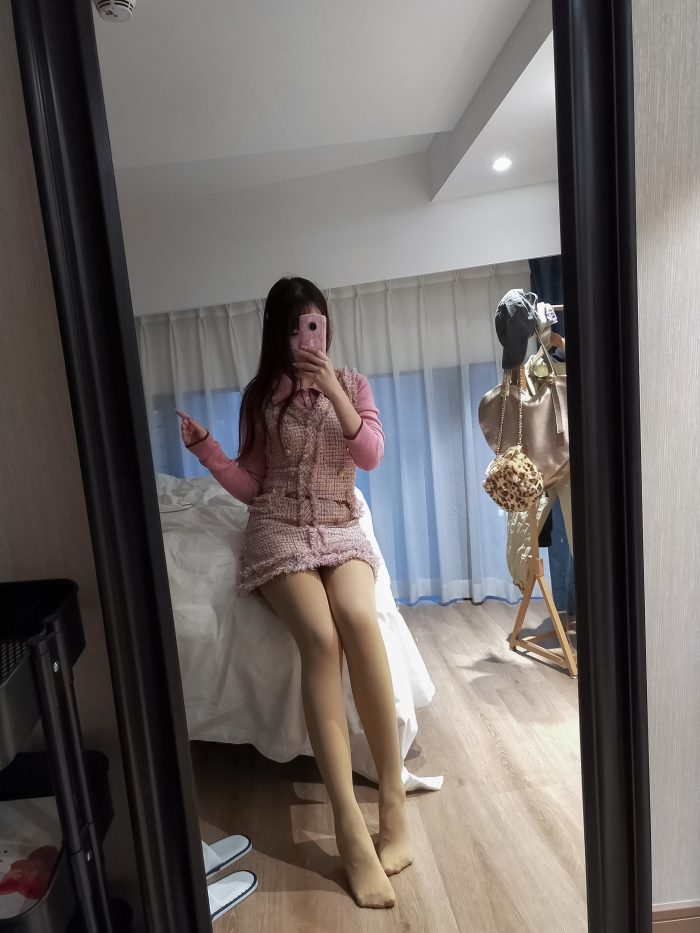 雪晴Astra 美腿美足美臀[177P+2V956MB]-漫镜吧