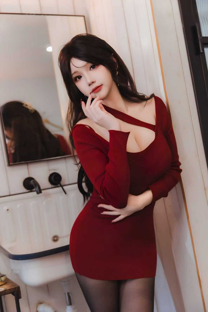 雪晴Astra 红裙黑丝小娇妻[65P+2V]-漫镜吧