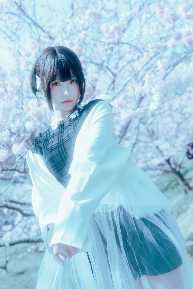 Ely_eee(ElyEE子) 17°C Pink Sakura[43P+1V149MB]-漫镜吧