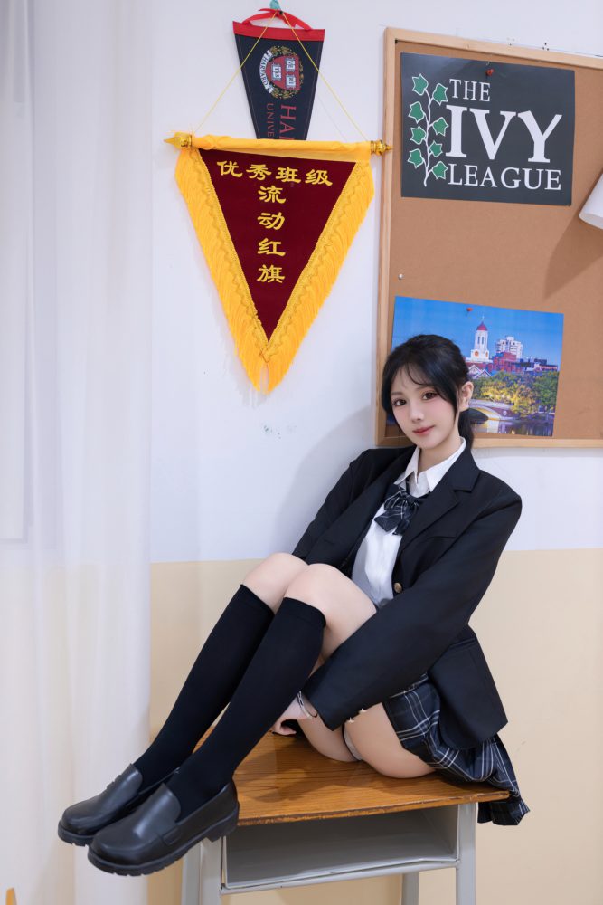 谢小蒽 教室调教写真[100P683MB]-漫镜吧
