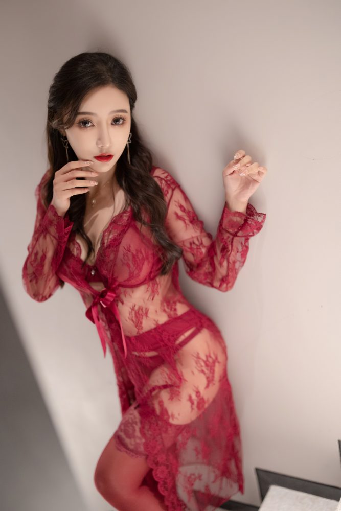 王馨瑶 酒红色情趣套装[86P374MB]-漫镜吧