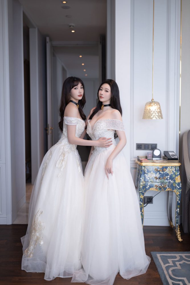 小逗逗&陆萱萱 双人婚纱[100P1.13GB]-漫镜吧