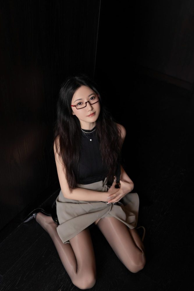 鱼子酱Fish 眼镜娘[120P1.29GB]-漫镜吧