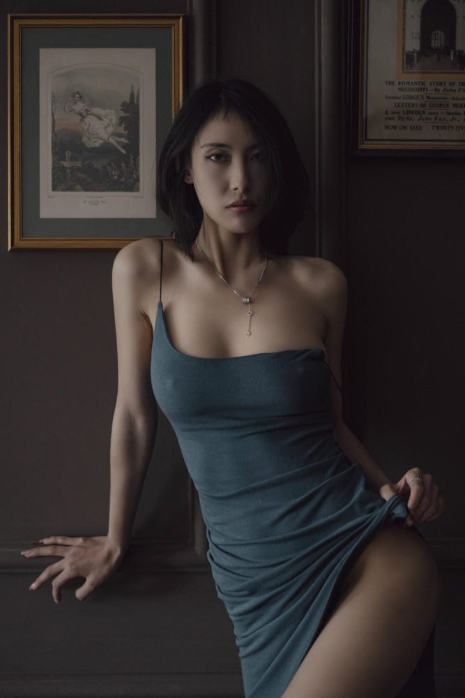 Lingyu69 欲望沙发[80P2.03GB]-漫镜吧