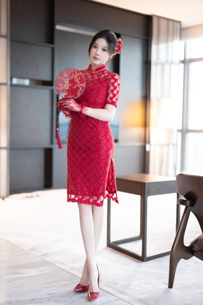 杨晨晨 新春旗袍 中式婚服[103P+2V1.26GB]-漫镜吧