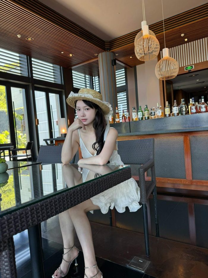 纯欲美模桉小安视图合集[333P+15V675MB]-漫镜吧