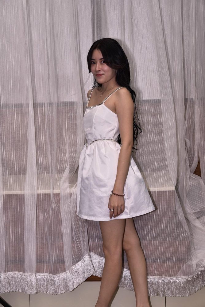 素人美模若无私房写真集[699P2.74GB]-漫镜吧
